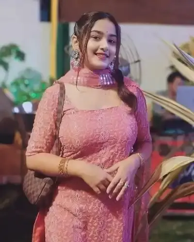 Call Girls Hangal Cash On Delivery